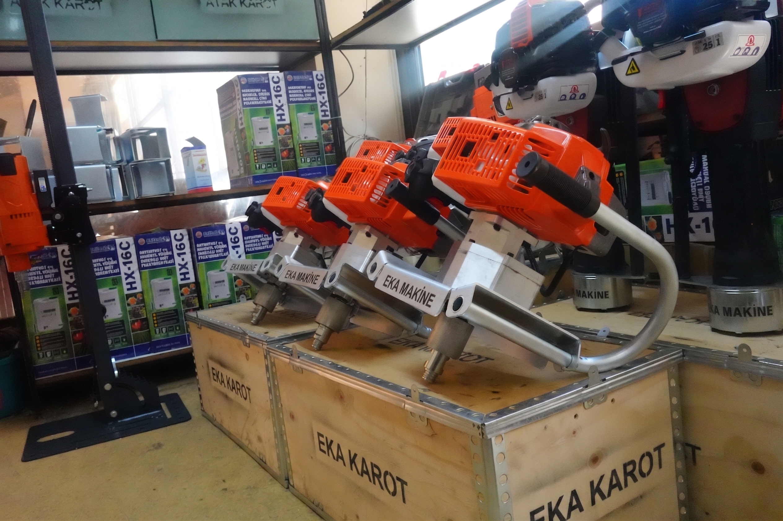 EKA PLUS 5.5 HP Benzinli Karot ve El Sondaj Makinesi – 5 Metre Tam Set